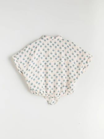 LCW Kids Ekru Kız Çocuk Crop Bluz