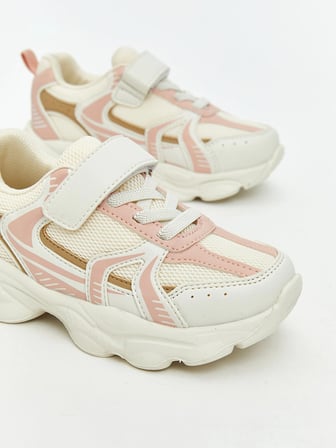 LCW STEPS Bej Bağcık ve Cırt Cırtlı Kız Çocuk Spor Ayakkabı