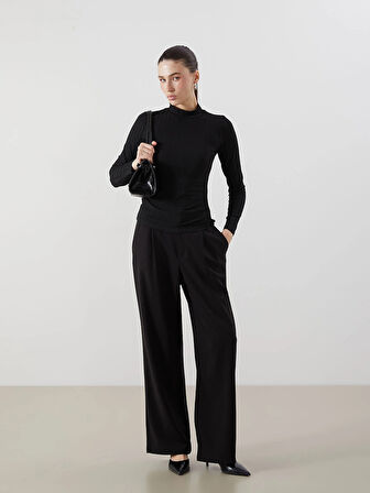 LCWAIKIKI Basic Siyah Dik Yaka Kadın Body