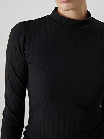 LCWAIKIKI Basic Siyah Dik Yaka Kadın Body