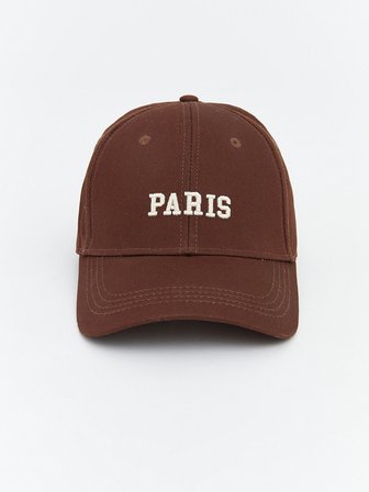 LCW ACCESSORIES Kahverengi Paris Nakışlı Kadın Kep Şapka