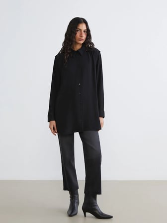 LCW Modest Siyah Büzgülü Oversize Kadın Gömlek Tunik