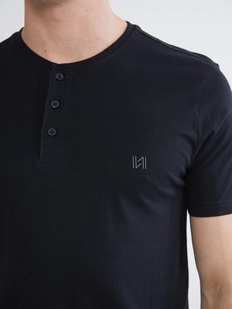 LC WAIKIKI Siyah Standart Kalıp Erkek Şortlu Pijama Takımı