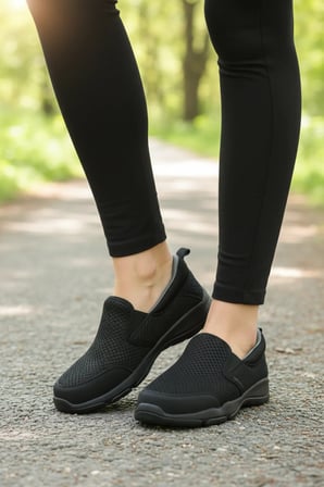 6M LIPONIS WMN 6FX Kadın Siyah Spor Ayakkabı - 102065534