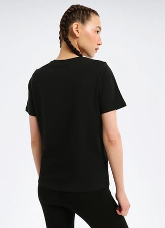 Reebok LC 6082 NEW ID CLASS REG TEE Siyah Yuvarlak Regular Fit Düz Kadın T-Shirt
