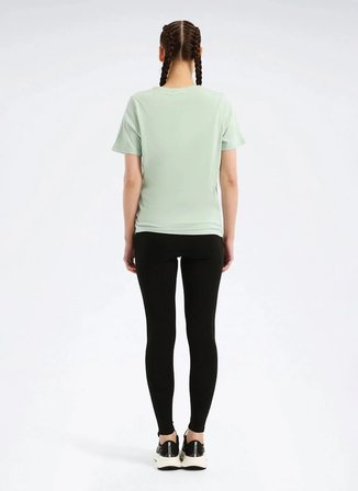 Reebok LC 6176 NEW ID CLASS REG TEE Yeşil Yuvarlak Regular Fit Düz Kadın T-Shirt