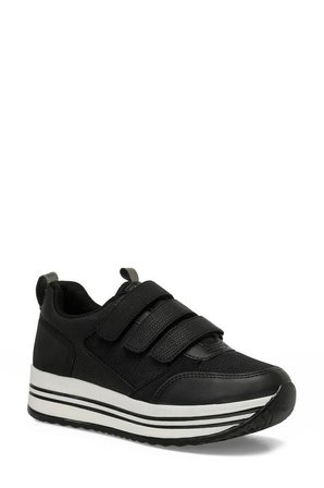 KINETIX 6M CEYLO 6FX SIYAH KADIN SNEAKER