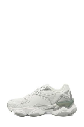 Lumberjack MADAX WMN 6FX 102065477 Kadın Spor Ayakkabı Beyaz 36-40 