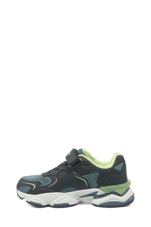 LUMBERJACK MADAX JR 6FX ERKEK ÇOCUK SPOR AYAKKABI