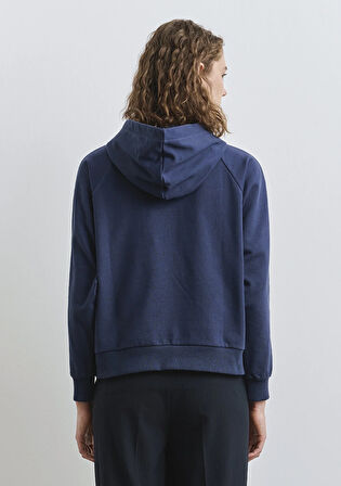 Biye Detaylı Kapüşonlu Lacivert Sweatshirt 1S10362-87518