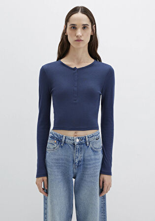 Düğme Detaylı Uzun Kollu Siyah Crop Basic Tişört 1613403-70487