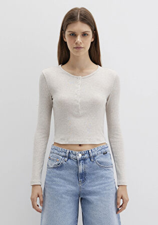 Düğme Detaylı Uzun Kollu Bej Crop Basic Tişört 1613403-80084