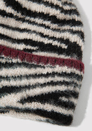 Siyah Bere 1913612-900