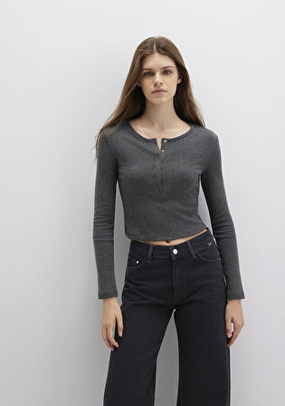 Düğme Detaylı Uzun Kollu Antrasit Crop Basic Tişört 1613403-80023