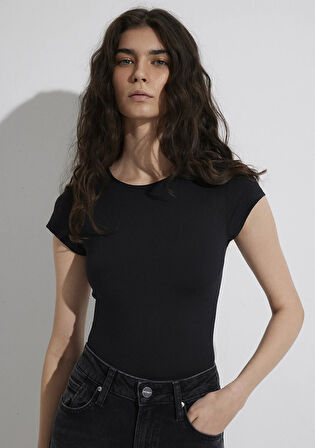 Siyah Poliamid Tişört 1613500-900