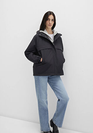 Kapüşonlu Siyah Ceket 1110348-900