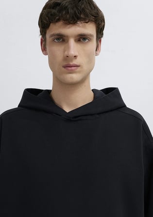 Kapüşonlu Siyah Sweatshirt 0211907-82128