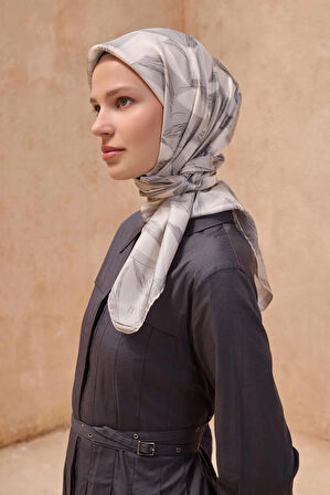 Belli Tivil Saf İpek Eşarp 4123-60 Gri Karışık Desen 