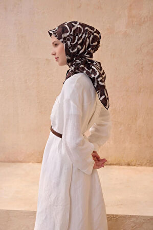 Belli Tivil Saf İpek Eşarp 4125-86 Bordo Karışık Desen