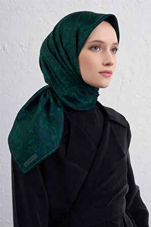 Armine Sura Saf İpek Eşarp 9431 - 06 Yeşil Karışık Desen