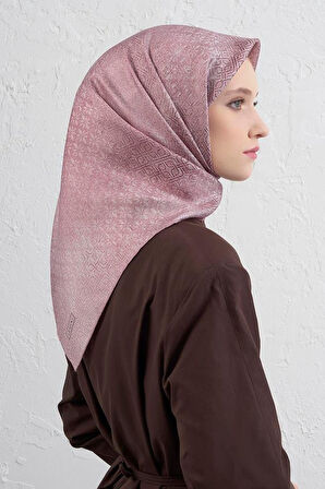 Armine Sura Saf İpek Eşarp 9437 - 14 Pembe Karışık Desen