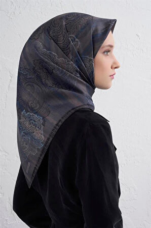 Armine Sura Saf İpek Eşarp 9428 - 02 Füme Etnik Desen