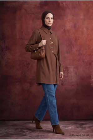 Gömlek Yaka Kuşgözü Detaylı Kuşaklı Tunik 91 Cm Boy Camel 26KT431
