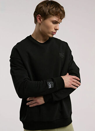 Everlast TM0038 167-Ever Essentials Comfort Siyah Bisiklet Yaka Regular Fit Düz Erkek Sweatshırt