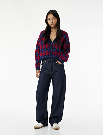 Düğmeli  V Yaka Bağcık Detaylı Geometrik Desenli Uzun Kollu Triko Hırka