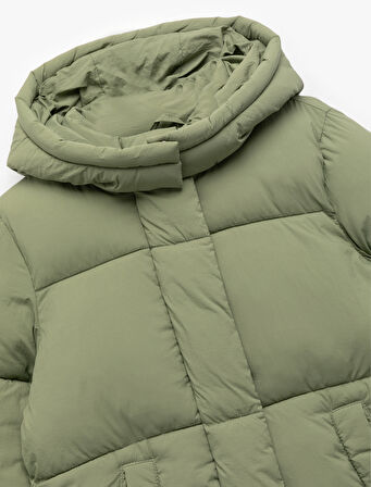 Uzun Kollu Cepli Kapitone Kapşonlu Uzun Şişme Mont