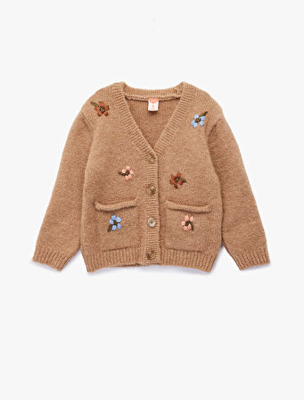 Uzun Kollu Nakış Detaylı V Yaka Düğmeli Triko Hırka