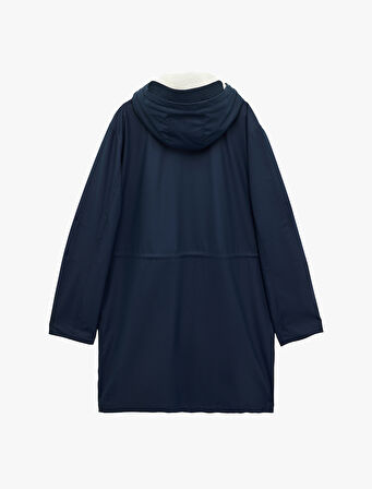 Kapaklı Cep Detaylı Bağcıklı Kapüşonlu Uzun Yağmurluk