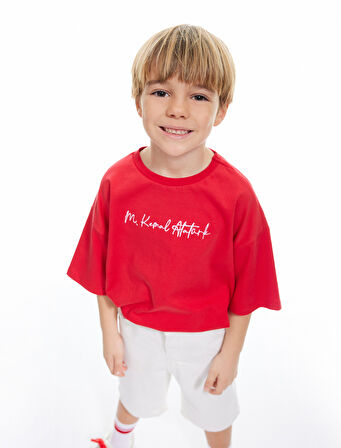 Kısa Kollu Bisiklet Yaka Mustafa Kemal Atatürk Nakışlı Tişört