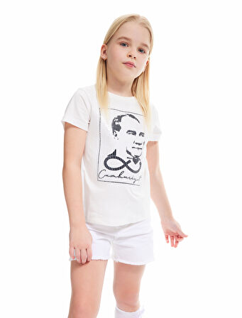 Pamuklu Kısa Kollu Bisiklet Yaka Atatürklü Tişört