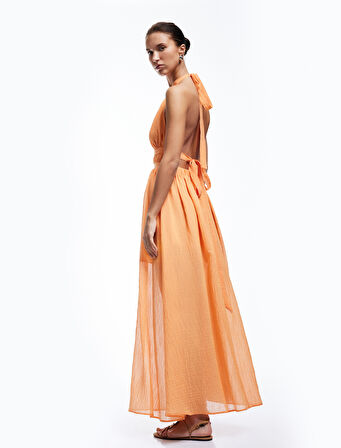 Viskon Boyundan Bağlamalı Sırt Dekolteli Halter Yaka Uzun Elbise