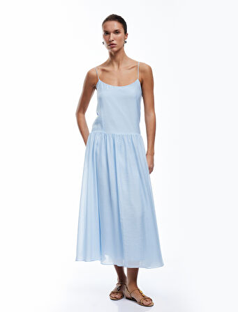 Kolsuz Pamuk Astarlı Uzun İnce Askılı Kloş Elbise