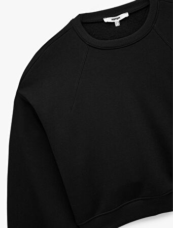 Regular Fit Üç İplik Uzun Kollu Bisiklet Yaka Basic Sweatshirt