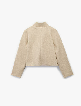 Uzun Kollu Cepli Dik Yaka Düğmeli Kruvaze Kısa Kaşe Mont