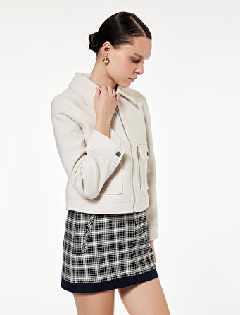 Uzun Kollu Fermuar Detaylı Cepli Crop Kaşe Ceket