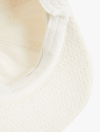 Dokulu Kasket Şapka