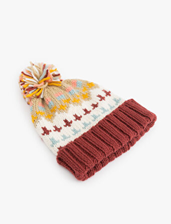 Desenli Ponpon Detaylı Örgü Bere