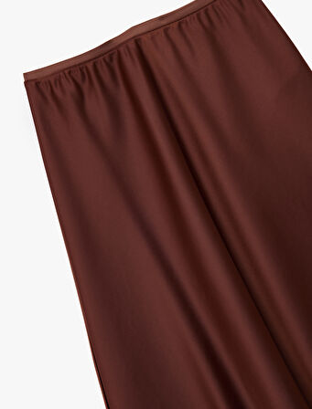 Standart Bel Regular Fit Saten Midi Etek