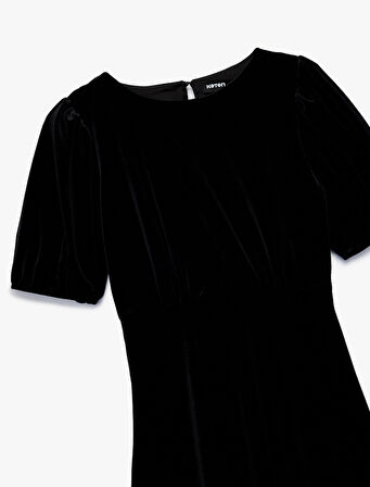 Kısa Kollu Bisiklet Yaka A Kesim Kadife Mini Elbise