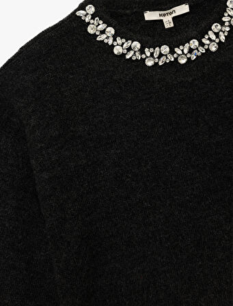 Uzun Kollu Bisiklet Yaka Taşlı Triko Kazak