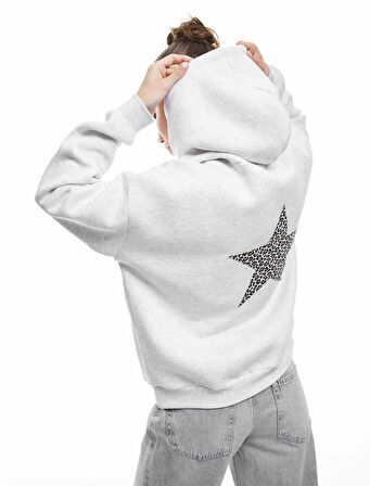Cep Detaylı Kapüşonlu Leopar Detaylı Arkası Baskılı Oversize Sweatshirt