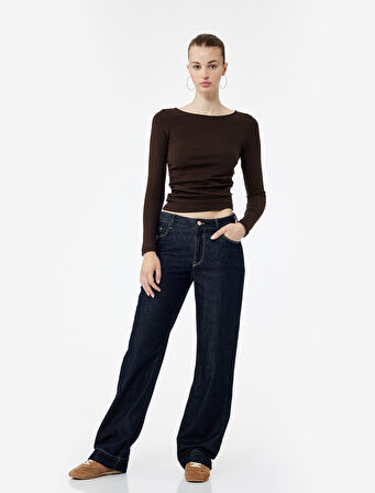 Pamuklu Slim Fit Kayık Yaka Drapeli Uzun Kollu Tişört