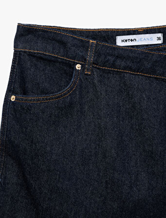 Pamuklu Normal Bel Asimetrik Kesim Düğmeli Denim Şort Etek