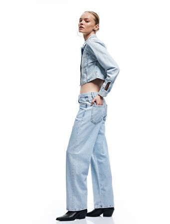 Taş Detaylı Düz Paça Cepli Düğmeli Straight Jean Pantolon - Straight Jeans