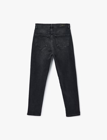 Düğmeli Cep Detaylı Pamuklu Slim Fit Mom Jean Pantolon - Mom Slim Jean