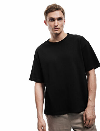 Pamuklu Kısa Kollu Bisiklet Yaka Tok Kumaş Oversize Basic Tişört